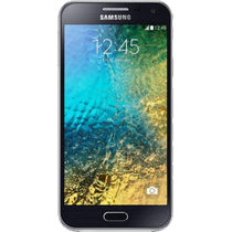 Model Samsung Galaxy E5