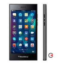 Model Blackberry Leap